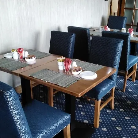 Lahiff's Bay View 4*